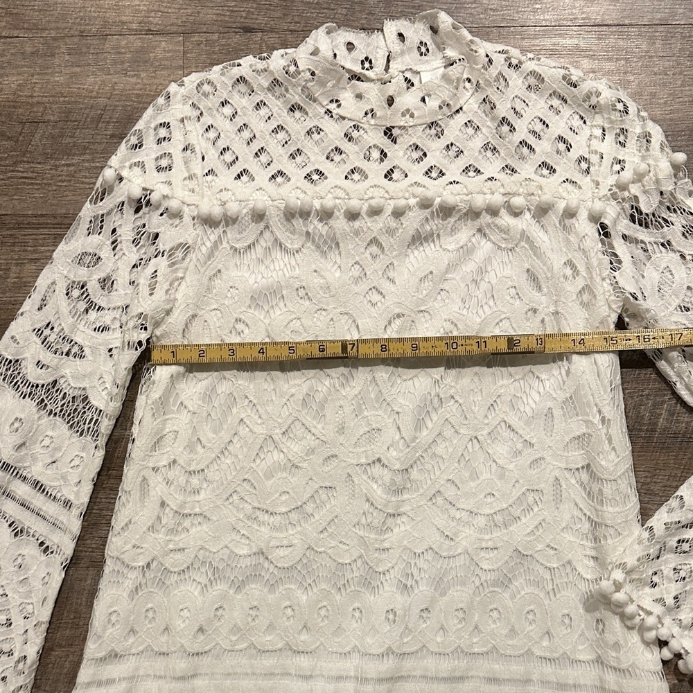 White Lace shift mini Dress with pompom ricrac details size small - Picture 9 of 13
